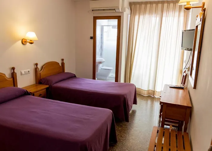 Herasu Hotel *
